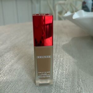 O/S Turn Up The Base Foundation Medium Dark 60 (G)